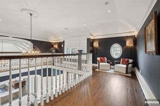 97 Heights Road, Ridgewood, NJ 07450