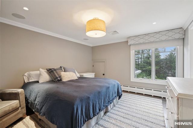 97 Heights Road, Ridgewood, NJ 07450