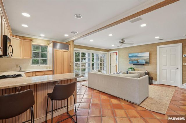 97 Heights Road, Ridgewood, NJ 07450