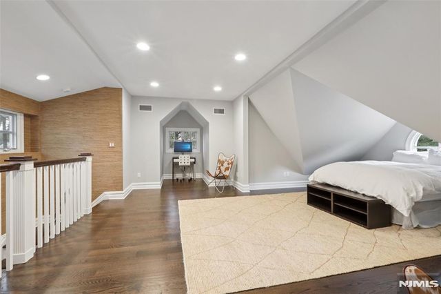 97 Heights Road, Ridgewood, NJ 07450