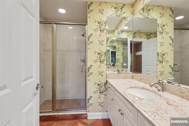 97 Heights Road, Ridgewood, NJ 07450