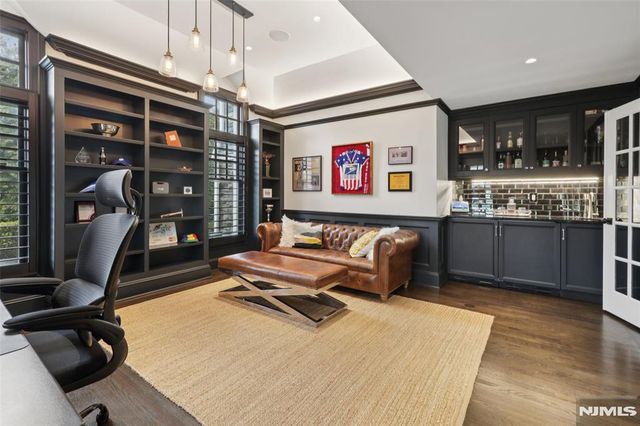 97 Heights Road, Ridgewood, NJ 07450