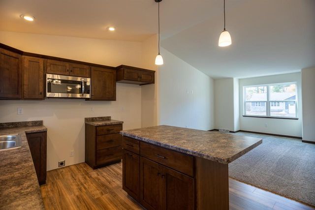 610 STILL WATERS LANE, Plover, WI 54467