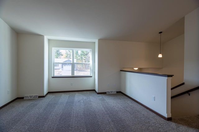 610 STILL WATERS LANE, Plover, WI 54467