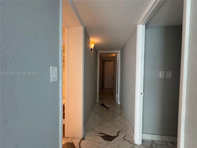 4800 Bayview Dr 206, Fort Lauderdale, FL 33308