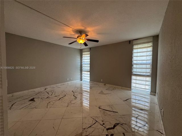 4800 Bayview Dr 206, Fort Lauderdale, FL 33308