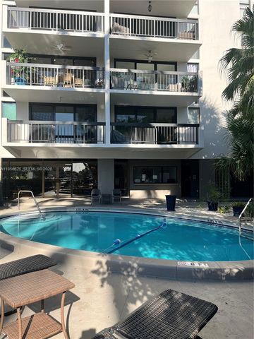 4800 Bayview Dr 206, Fort Lauderdale, FL 33308