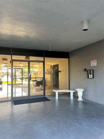 4800 Bayview Dr 206, Fort Lauderdale, FL 33308