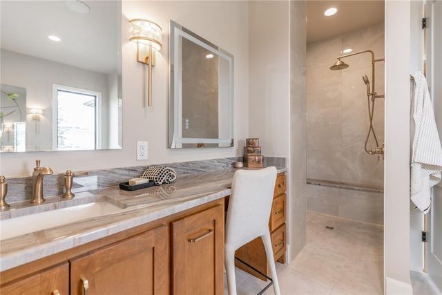 6017 Royal Abbey Court, Edmond, OK 73034