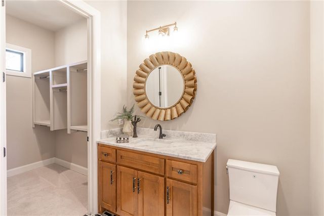 6017 Royal Abbey Court, Edmond, OK 73034