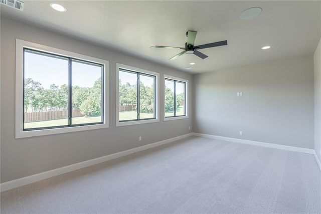 6017 Royal Abbey Court, Edmond, OK 73034