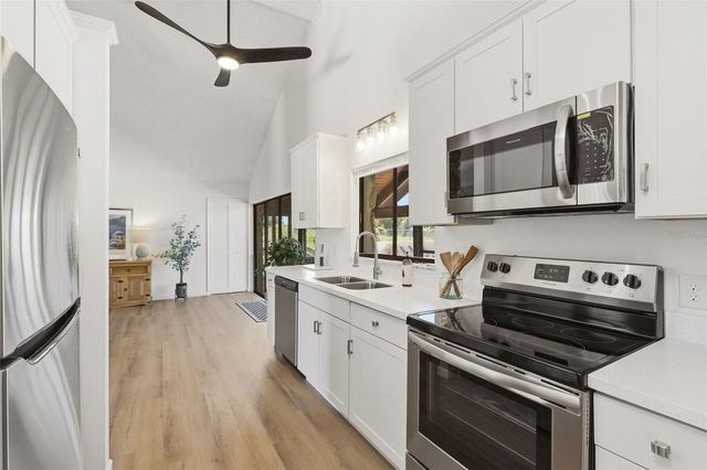 4072 VANET COURT, Orlando, FL 32822