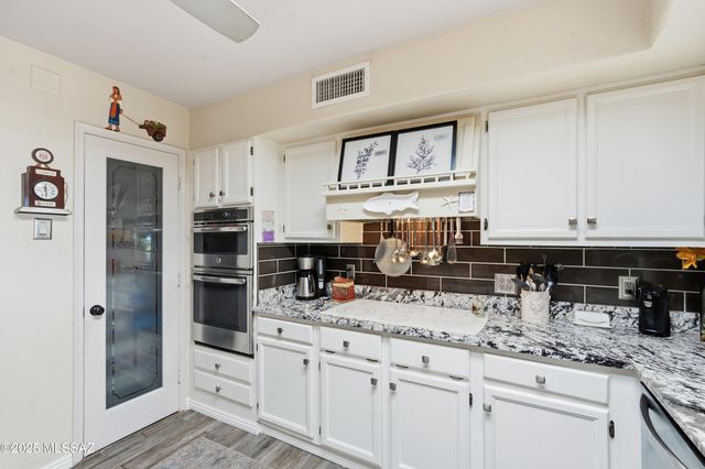 42 E La Grosella, Green Valley, AZ 85614