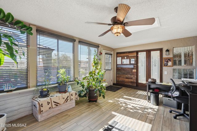 42 E La Grosella, Green Valley, AZ 85614