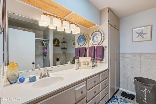 42 E La Grosella, Green Valley, AZ 85614