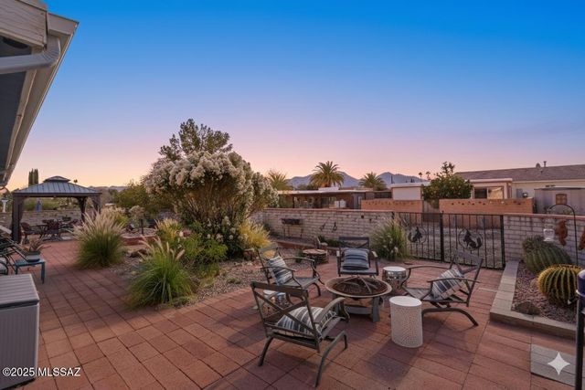 42 E La Grosella, Green Valley, AZ 85614