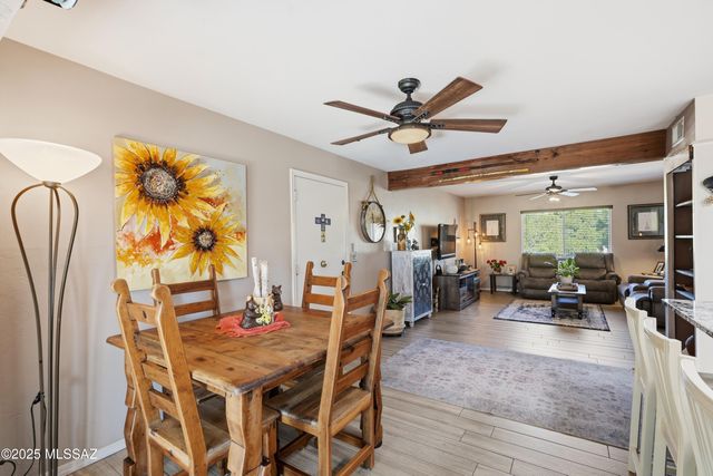 42 E La Grosella, Green Valley, AZ 85614