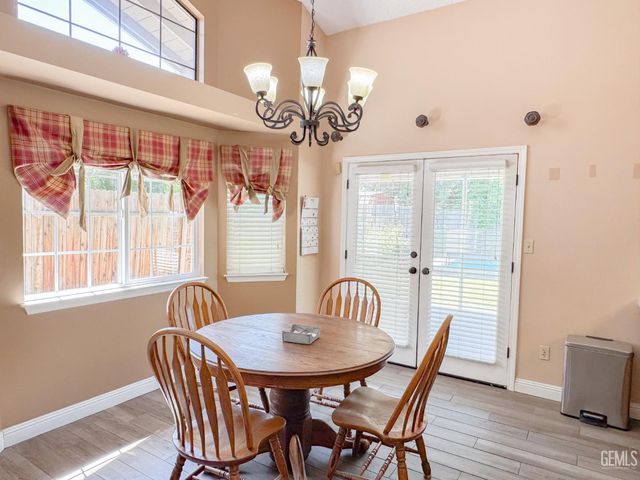 7229 Yuma Way, Bakersfield, CA 93308