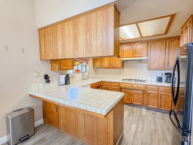 7229 Yuma Way, Bakersfield, CA 93308
