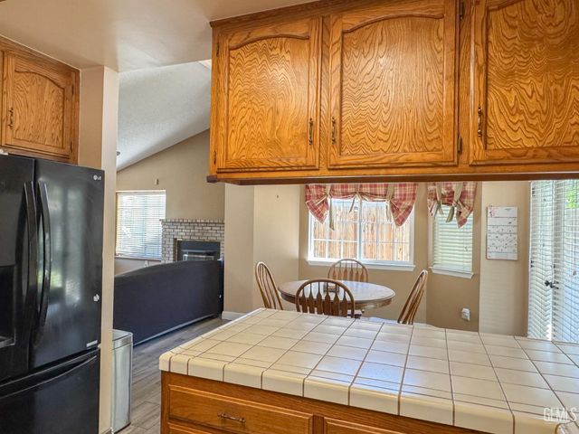 7229 Yuma Way, Bakersfield, CA 93308