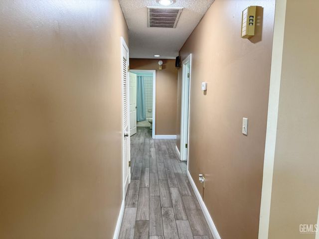 7229 Yuma Way, Bakersfield, CA 93308