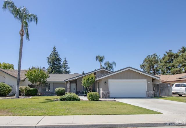 7229 Yuma Way, Bakersfield, CA 93308