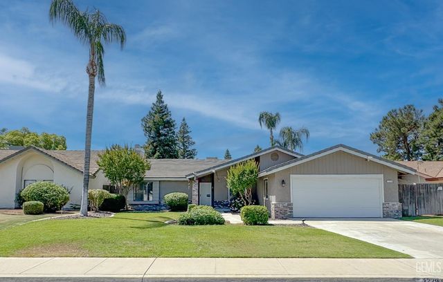 7229 Yuma Way, Bakersfield, CA 93308
