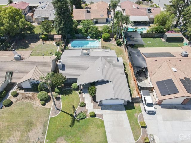 7229 Yuma Way, Bakersfield, CA 93308
