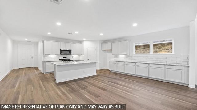 1128 Skyline Trails Avenue, Conroe, TX 77303
