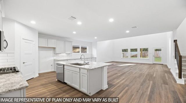 1128 Skyline Trails Avenue, Conroe, TX 77303