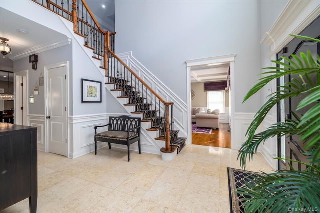 121 Harvard Avenue, Rockville Centre, NY 11570