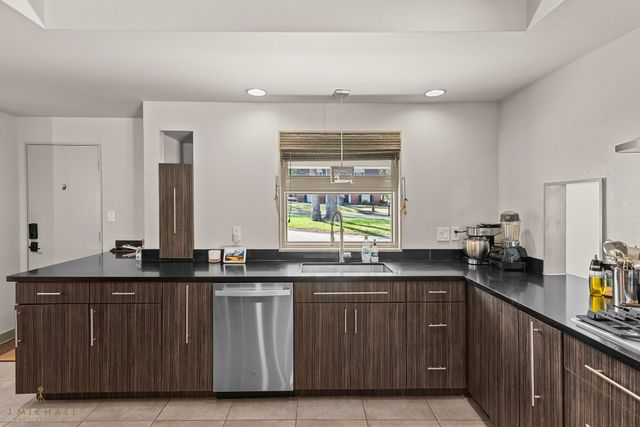 6111 Dillingham Avenue, Shreveport, LA 71106