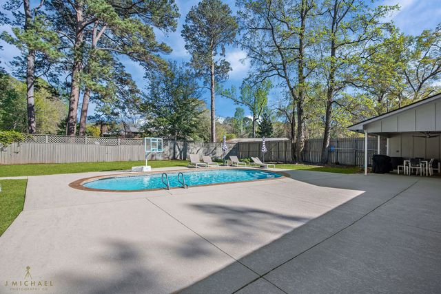 6111 Dillingham Avenue, Shreveport, LA 71106