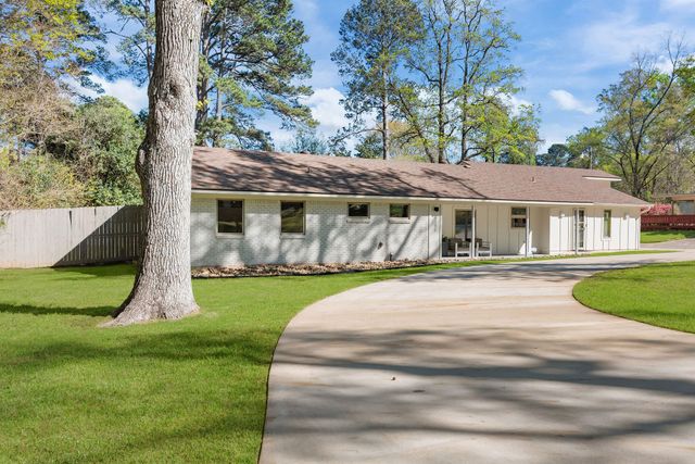 6111 Dillingham Avenue, Shreveport, LA 71106