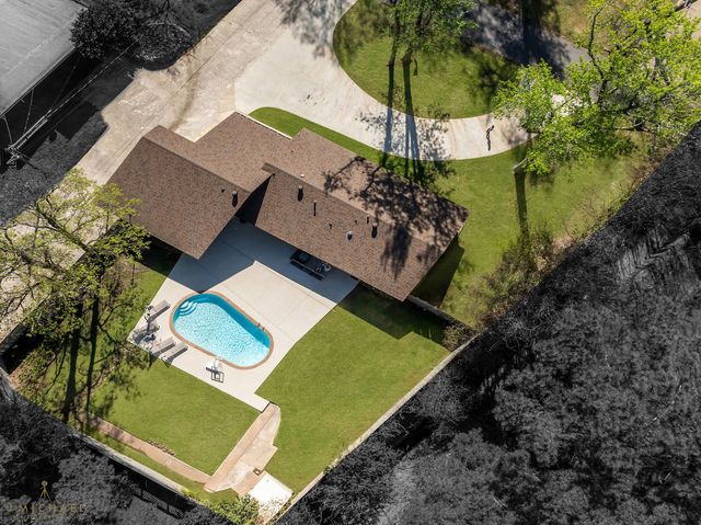 6111 Dillingham Avenue, Shreveport, LA 71106