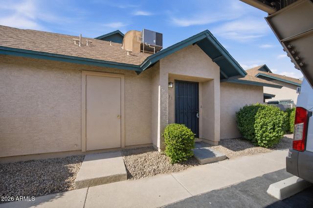 8011 N 49TH Avenue, Glendale, AZ 85302