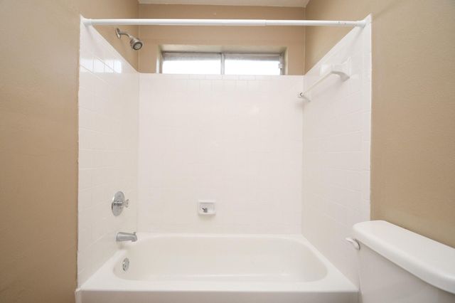2411 Country Place Drive, Richmond, TX 77406