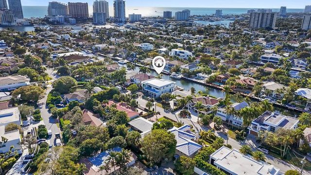 2400 Barcelona Drive, Fort Lauderdale, FL 33301