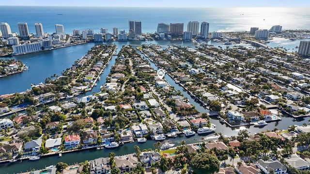 2400 Barcelona Drive, Fort Lauderdale, FL 33301