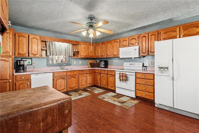 90 Wiley Drive, Douglasville, GA 30134