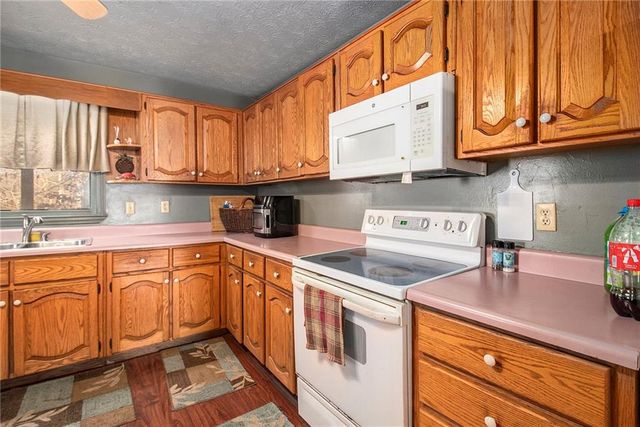 90 Wiley Drive, Douglasville, GA 30134