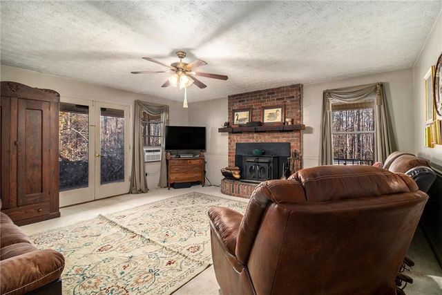 90 Wiley Drive, Douglasville, GA 30134