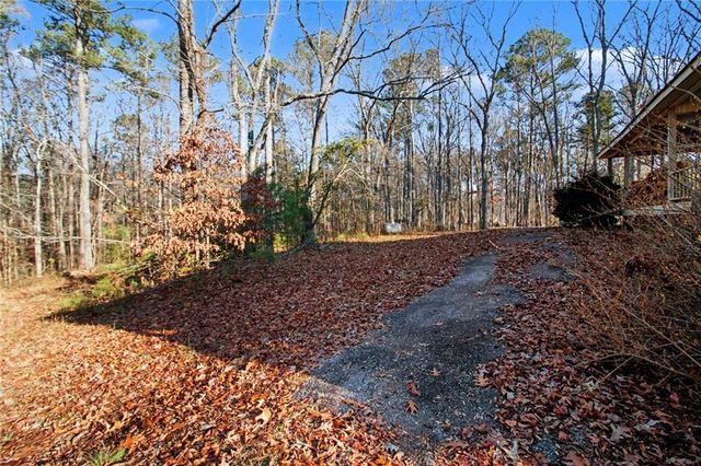 90 Wiley Drive, Douglasville, GA 30134