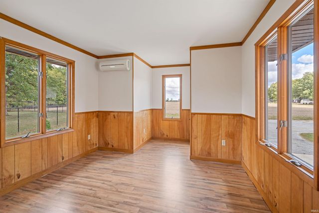 4078 W 100 N Road, Kokomo, IN 46901