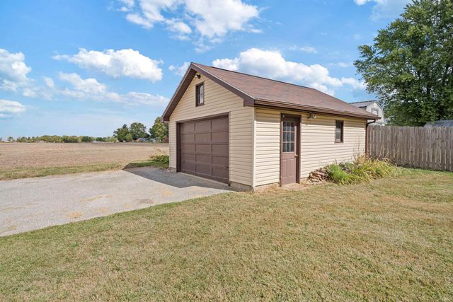 4078 W 100 N Road, Kokomo, IN 46901