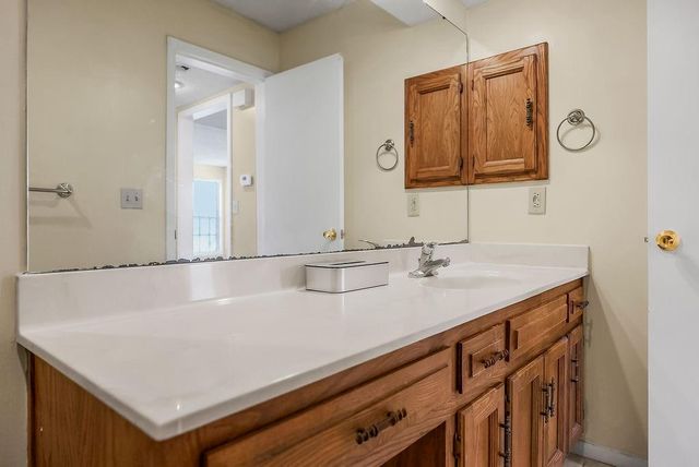 12739 W 110th Terrace, Overland Park, KS 66210