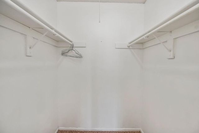 12739 W 110th Terrace, Overland Park, KS 66210