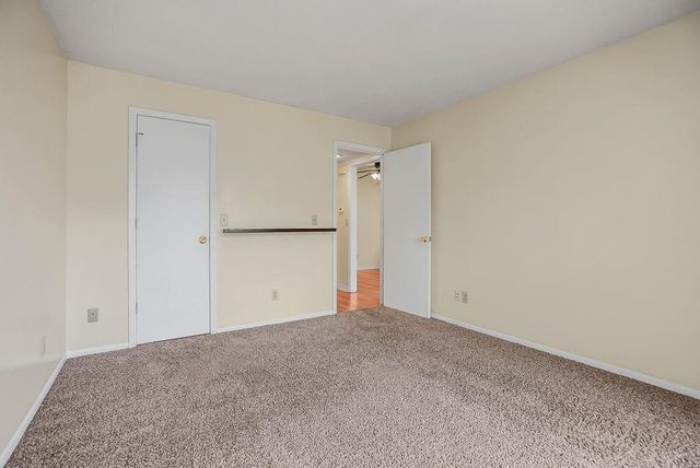 12739 W 110th Terrace, Overland Park, KS 66210