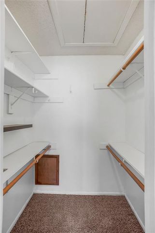 12739 W 110th Terrace, Overland Park, KS 66210