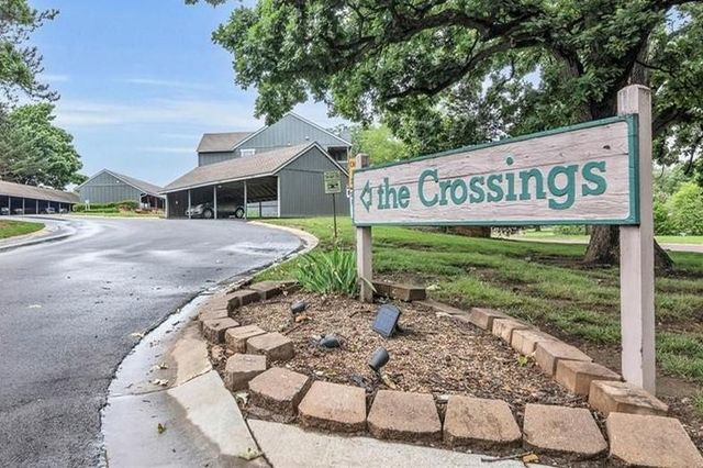 12739 W 110th Terrace, Overland Park, KS 66210